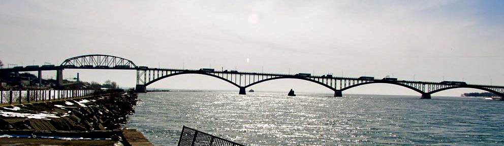 Buffalo New York - Peace Bridge to Canada